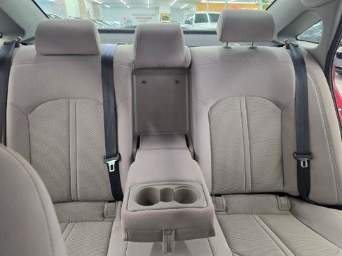 Used 2015 Hyundai Sonata SE FWD image 33