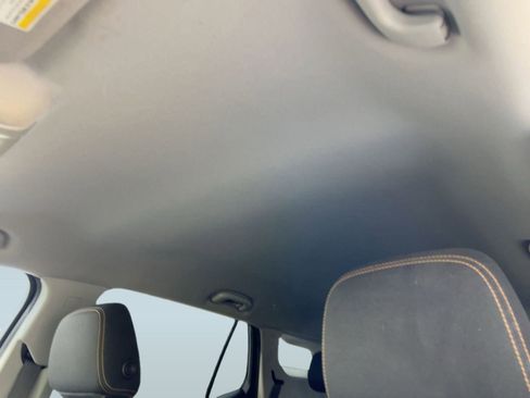 Used 2018 GMC Terrain SLE image 27