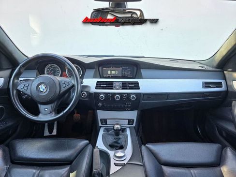 Used 2008 BMW M5 image 16