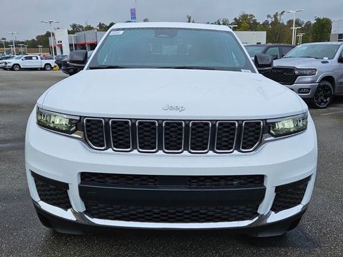 New 2025 Jeep Grand Cherokee L Laredo w/ Luxury Tech Group I image 2