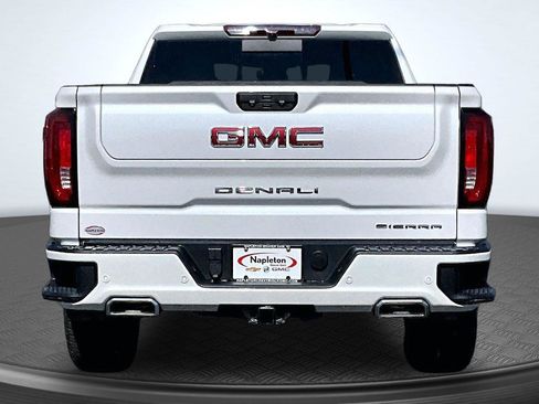 Used 2023 GMC Sierra 1500 Denali AWD/4WD image 4