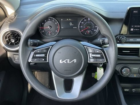 Used 2024 Kia Forte LXS FWD image 11