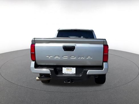 Used 2024 Toyota Tacoma TRD Sport image 12