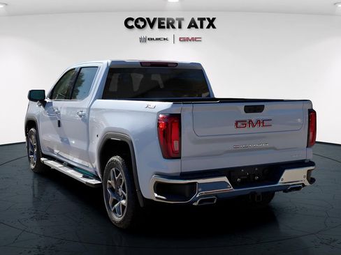 New 2026 GMC Sierra 1500 SLT image 5
