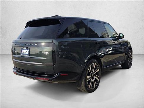 Used 2023 Land Rover Range Rover SE image 5