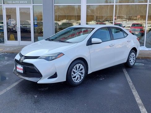 Used 2019 Toyota Corolla LE image 7