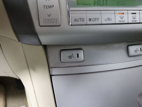 Used 2006 Toyota Solara SE image 29