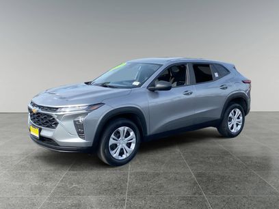 Used 2025 Chevrolet Trax LS