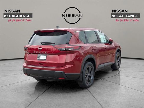 New 2026 Nissan Rogue SV image 5