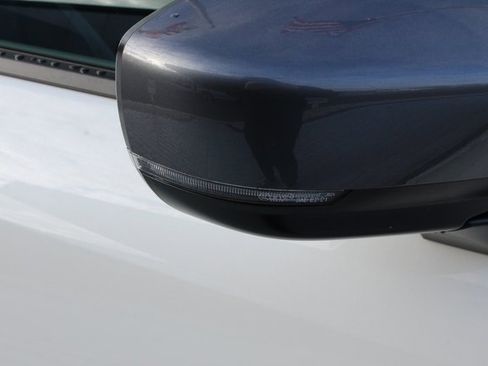 Certified 2024 Subaru Crosstrek 2.5i Limited w/ Crosstrek Mirror Package image 9