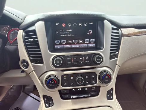 Used 2016 GMC Yukon XL Denali w/ Open Road Package AWD/4WD image 17