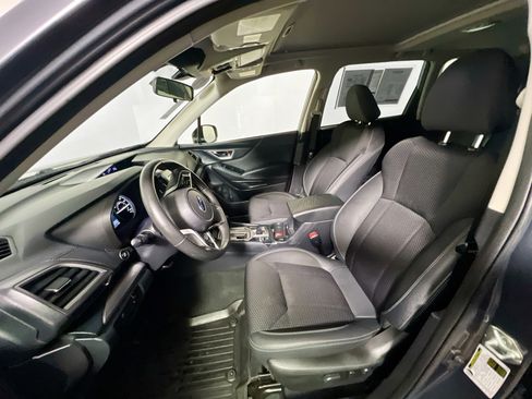 Used 2022 Subaru Forester Premium image 14