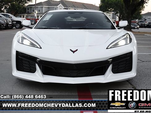 New 2025 Chevrolet Corvette Z06 image 2