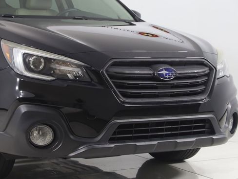 Used 2018 Subaru Outback 2.5i Limited image 38