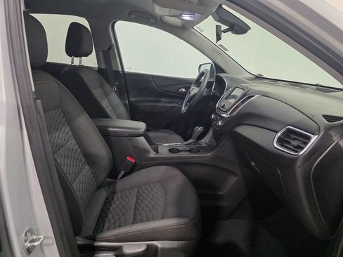 Used 2020 Chevrolet Equinox LT image 23