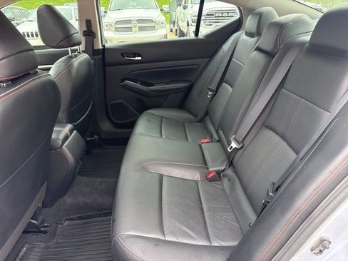 Used 2023 Nissan Altima 2.5 SR w/ SR Premium Package AWD/4WD image 6