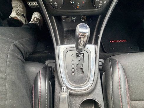 Used 2014 Dodge Avenger R/T w/ Sun/Sound Group FWD image 4
