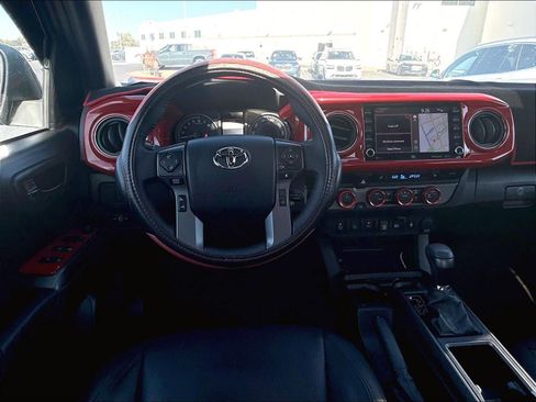 Used 2023 Toyota Tacoma TRD Off-Road w/ TRD Premium Off Road Package AWD/4WD image 11
