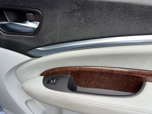 Used 2017 Acura MDX FWD image 48