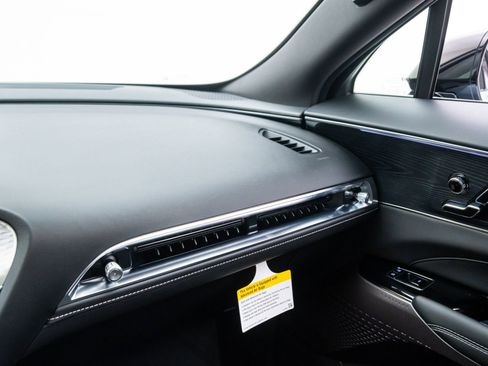 New 2026 Cadillac Lyriq Sport image 27