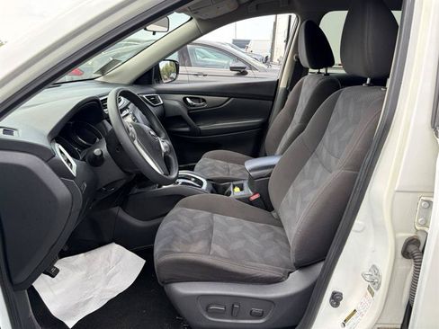 Used 2016 Nissan Rogue SV AWD/4WD image 10