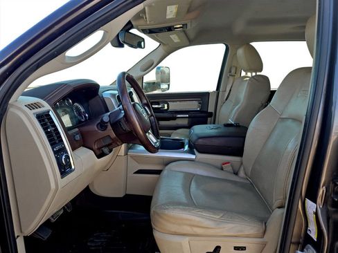 Used 2016 RAM 2500 Laramie image 26