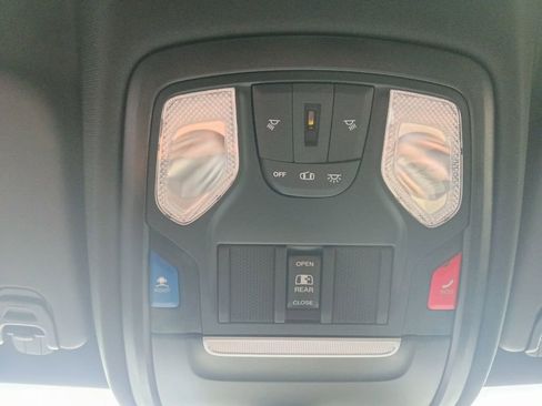 New 2026 RAM 1500 Express AWD/4WD image 7