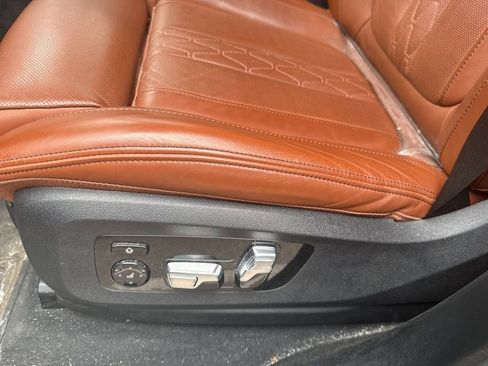 Used 2022 BMW X5 xDrive45e w/ M Sport Package image 28