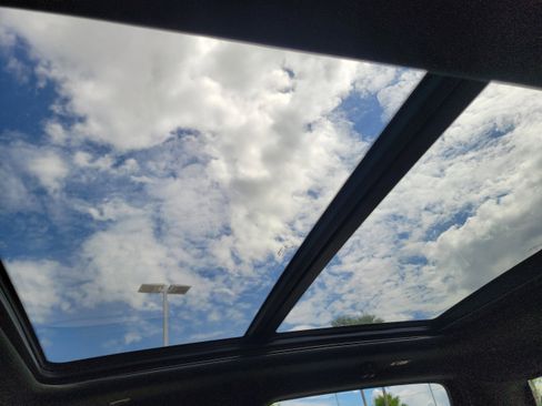 Used 2024 RAM 1500 Limited image 29