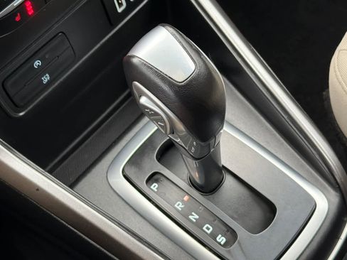 Used 2019 Ford EcoSport SE image 23