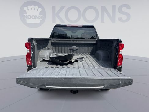 Used 2021 Chevrolet Silverado 1500 RST AWD/4WD image 25