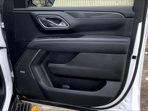 Used 2024 GMC Yukon XL AT4 w/ AT4 Premium Package image 26