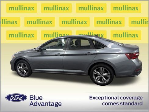 Used 2022 Volkswagen Jetta SE image 10