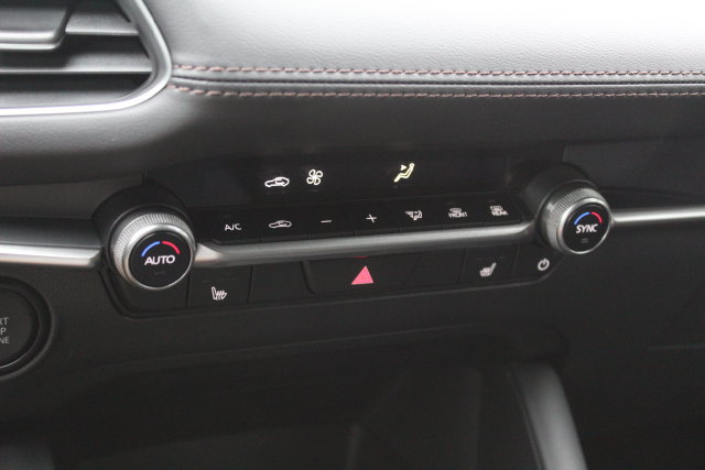 New 2026 MAZDA MAZDA3 s FWD image 22
