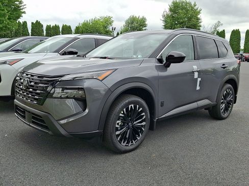 New 2026 Nissan Rogue Dark Armor AWD/4WD image 3