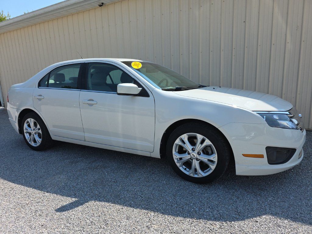 Used 2012 Ford Fusion SE FWD image 4