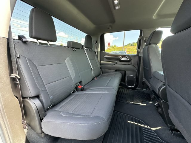 Certified 2026 Chevrolet Silverado 1500 RST AWD/4WD image 26