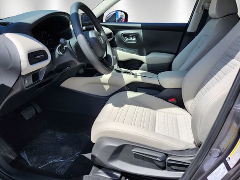 New 2026 Honda HR-V LX image 5