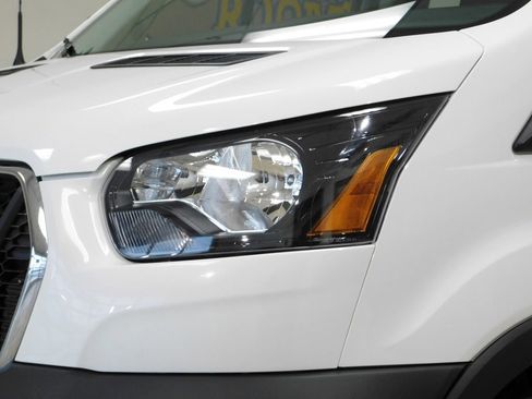Used 2024 Ford Transit 250 Low Roof AWD w/ Exterior Upgrade Package image 18
