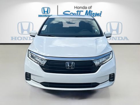 Certified 2023 Honda Odyssey Elite image 2