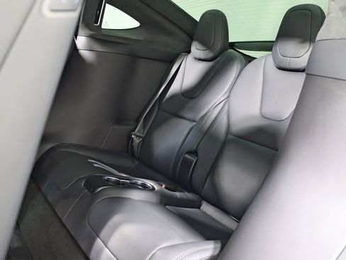 Used 2022 Tesla Model X image 34