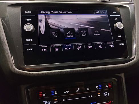 Certified 2024 Volkswagen Tiguan SEL R-Line w/ MDO Package, Two-Row image 29