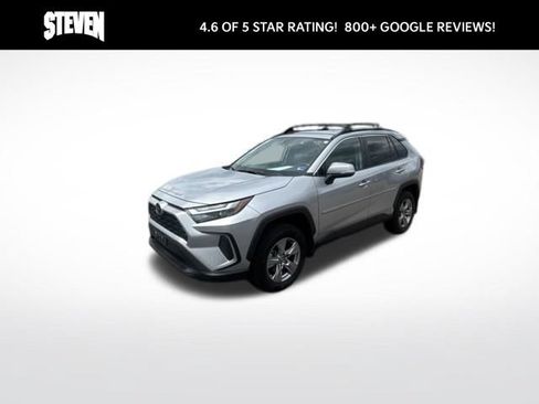 Used 2024 Toyota RAV4 XLE AWD/4WD image 9