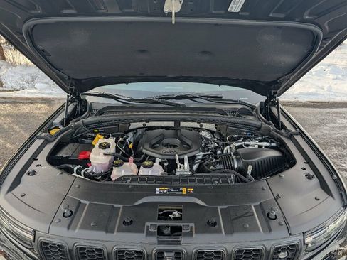 Used 2022 Jeep Grand Cherokee Trailhawk w/ Advanced Protech Group II image 58