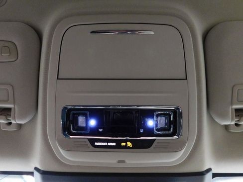 Used 2021 Lincoln Corsair FWD w/ Equipment Group 101A image 33