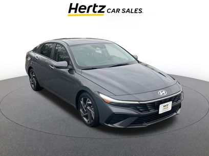 Used 2025 Hyundai Elantra Limited