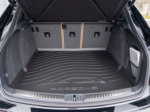 New 2026 Porsche Macan image 29