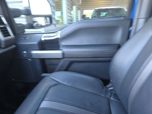 Used 2022 Ford F450 Platinum image 15