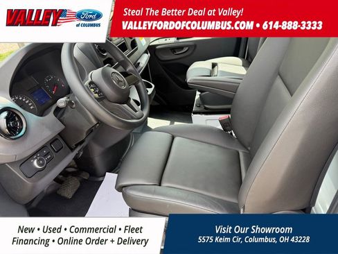 Used 2023 Mercedes-Benz Sprinter 3500 image 12