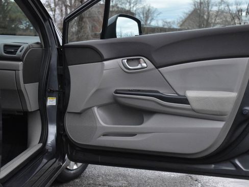 Used 2012 Honda Civic LX image 9